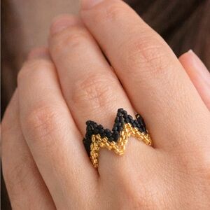 Handmade Beaded Zigzag Statement Rings – Adjustable Modern Jewelry